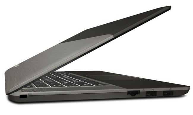 Toshiba Satellite U845W Side View